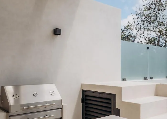 Villa Aion Amazing 5 Bdr 3 Pools&roof *