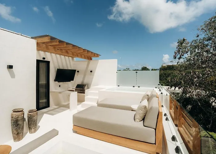 Villa Aion Amazing 5 Bdr 3 Pools&roof *